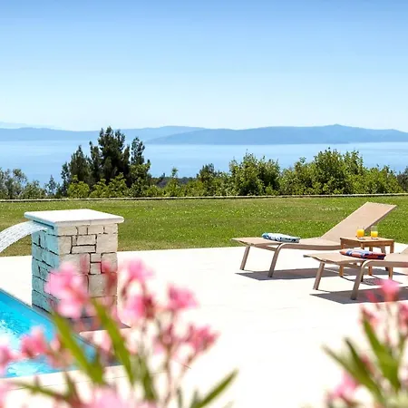 Luxury Panorama With Amazing Seaview In Gondolici 7 Km From Rabac 4* Labin (Istria)