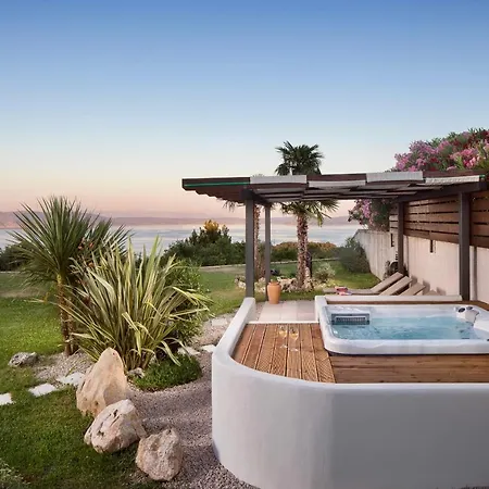 Luxury Panorama With Amazing Seaview In Gondolici 7 Km From Rabac Guest house 4*