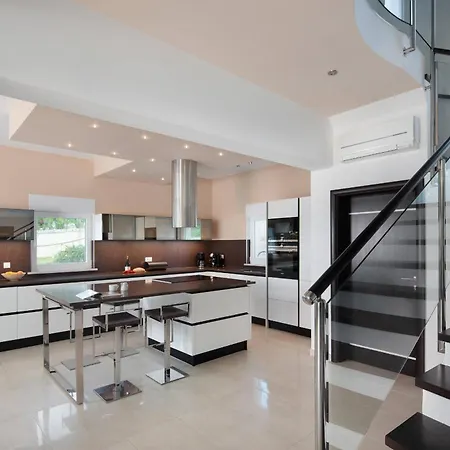 Luxury Panorama With Amazing Seaview In Gondolici 7 Km From Rabac Villa *