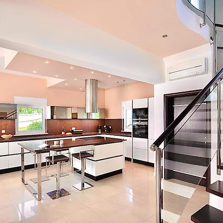 Luxury Panorama With Amazing Seaview In Gondolici 7 Km From Rabac Vila
